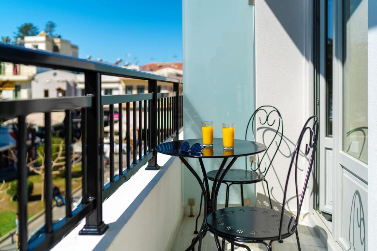 White & Gray Apartment Rethymno  Exterior photo